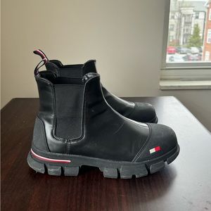 Tommy Hilfiger Black Urban Chelsea Boot 8.5US